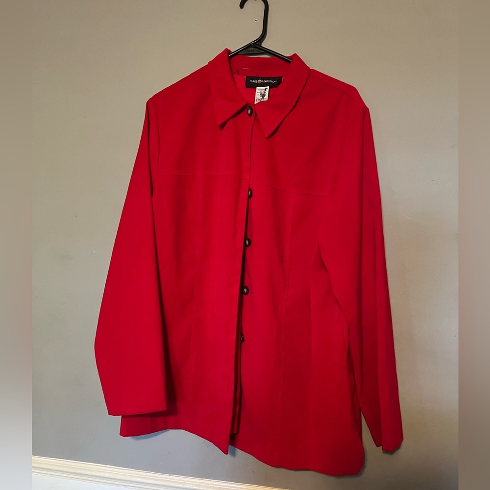 Vintage Sag Harbor Jacket in a STUNNING Red! ❤️